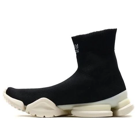 Reebok Sock Runner Print in Black CN4742
