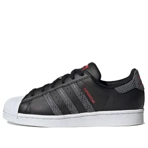 (WMNS) adidas originals Superstar 'Black White Red' HQ1917