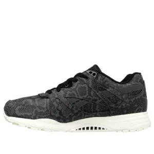 (WMNS) Reebok Ventilator 'Black' AR1569