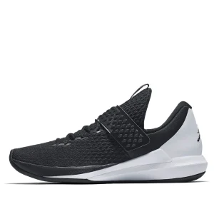 Air Jordan Trainer 3 Black/White AJ7982-001