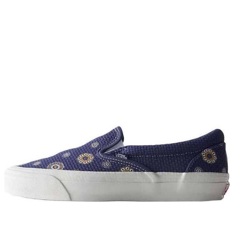 Vans Kith x OG Classic Slip-On LX 'Medallion' VN0A32QN0VB