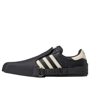 (WMNS) adidas x AVAVAV Superfinger Superstar 'Black Cream White' JP7141